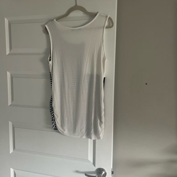 Chic Striped Sleeveless Top cream and black round neck women’s size X-Large - Picture 3 of 3